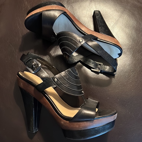 Via Spiga Womens Black Leather Upper 2 tone Wooden Platforms 5” High Heel Size 6 - Picture 4 of 5